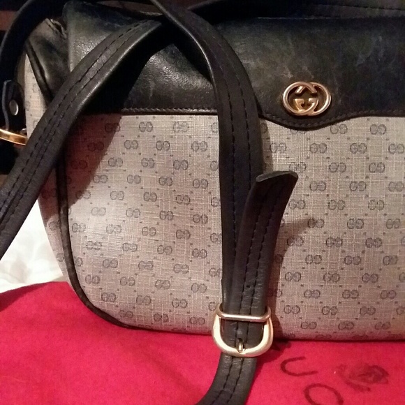 Not for sale:SOLDGUCCI NAVY BLUE CROSSBODY BAG - Picture 7 of 8